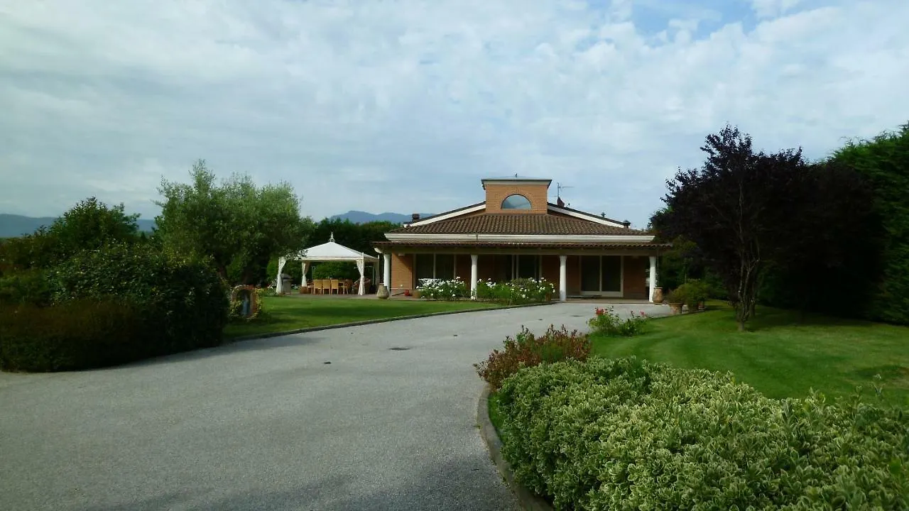 La Villa Nel Bosco Lucca Affittacamere