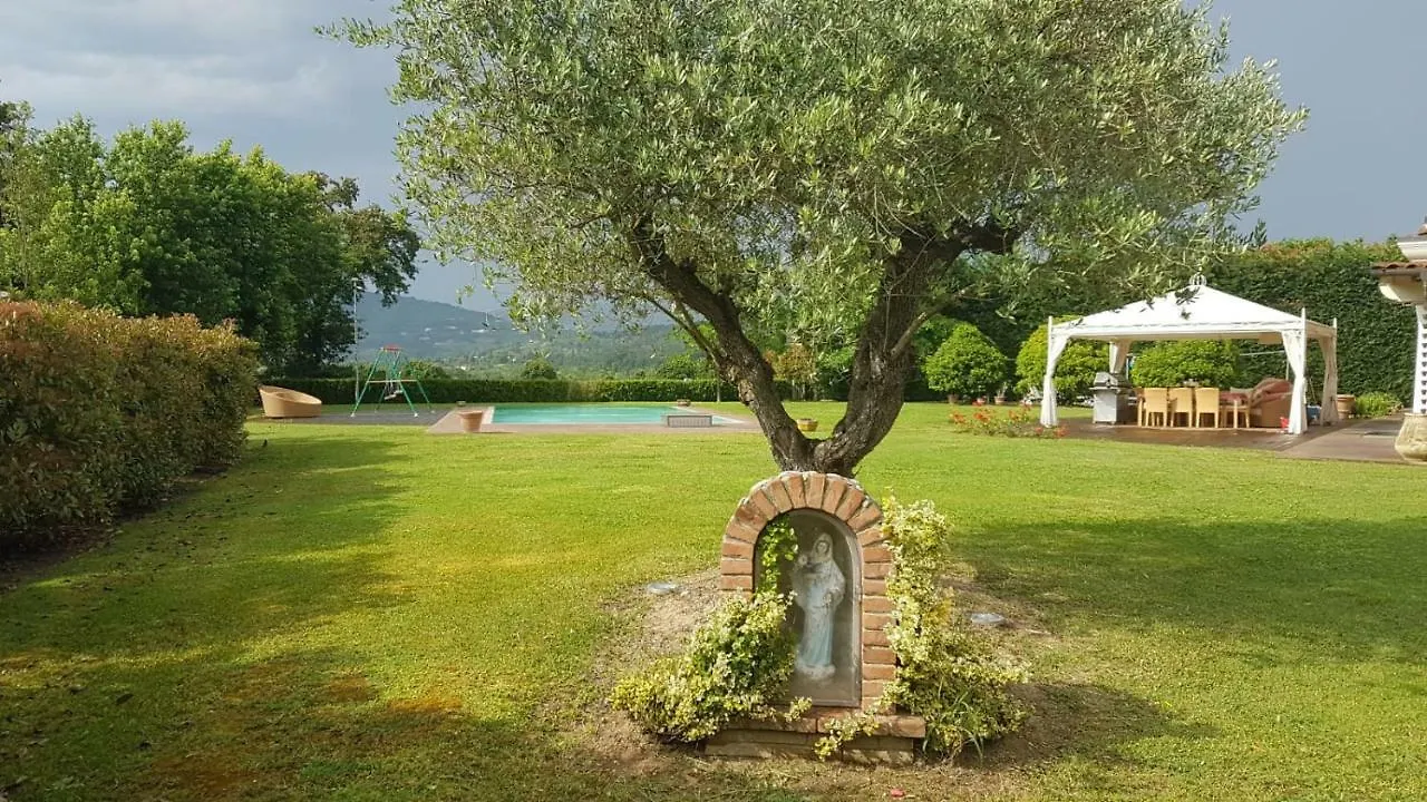 Affittacamere La Villa Nel Bosco Lucca
