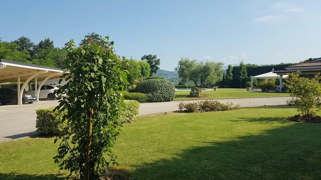 Πανσιόν La Villa Nel Bosco Λούκα Ιταλία